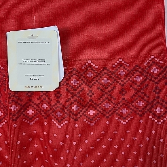 NEW Fabletics Cloud Seamless High-Rise Jacquard Poinsettia Nordic Leggings Sz L - Picture 2 of 8